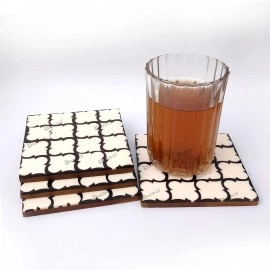  Resin Simple Style Table Coaster Tea and Coffee Cup Coasters with black and white color Set of 4